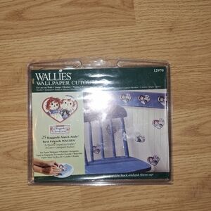Wallis Raggedy Ann & Andy Wallpaper Cutouts